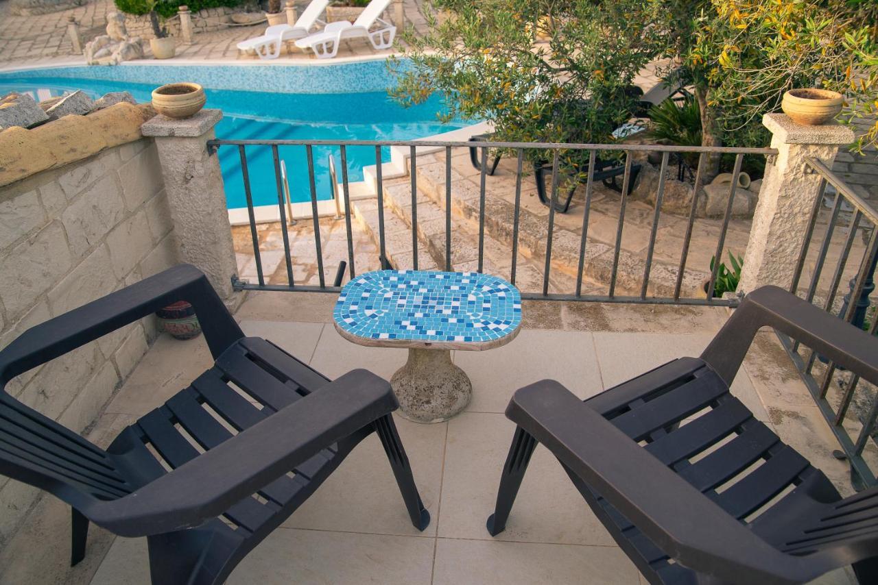 Dependance In Villa Con Piscina Ραγκούσα Εξωτερικό φωτογραφία