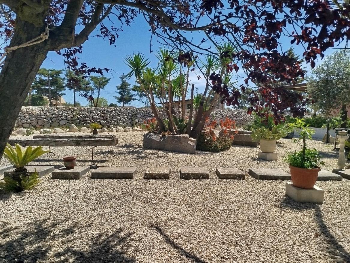 Dependance In Villa Con Piscina Ραγκούσα Εξωτερικό φωτογραφία