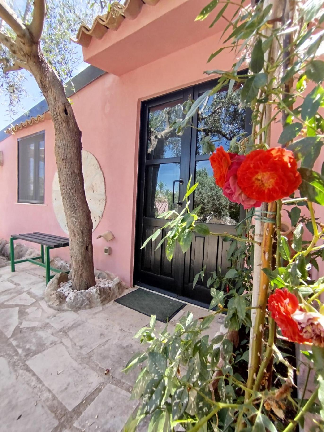 Dependance In Villa Con Piscina Ραγκούσα Εξωτερικό φωτογραφία